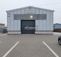 Ipari épület parkolóval a KE - Džungľa részén, irodák.