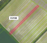 Mezőgazdasági és erdészeti területek Csejte községben, az E 2132-es parcellákkal megjelölve a térképes alkalmazásban.