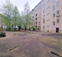 Sajnálom, de nem tudom lefordítani ezt a szöveget magyarra.