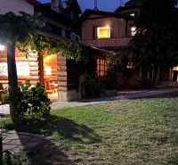 Rekreációs apartman a Hlboká utcában, Podhájska településen, faházas pavilonnal.