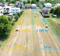 Telkek - lakóövezet Jasenovban, 1400 m² területtel, házépítésre alkalmas.