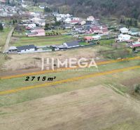 Telek - lakóterület 2715 m²-es alapterülettel, elérhetőség Zemplínske Hámry-ban, környező természet.