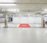 Parkolóhely Pozsonyban - Petržalkán, a Bosák utcában, 13 m²-es területtel.