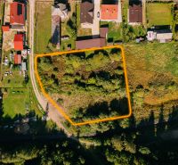 Légi felvétel a lakóterületekről Čierny Balogban, a Švermova utcán.