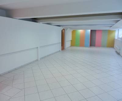 Kiadó Irodahelység, Irodahelység, Hospodárska, Trnava, Szlovákia