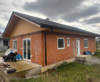 Eladó Családi ház, Családi ház, Horovce, Púchov, Szlovákia