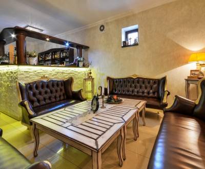 Eladó Vendéglátóipari egység, Vendéglátóipari egység, Prievidza, Szlov