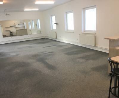 Kiadó Üzlethelység, Detva, Szlovákia