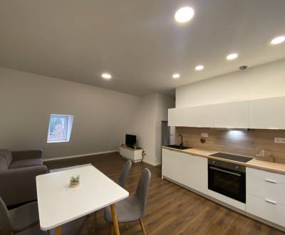 Kiadó 2 szobás lakás, 2 szobás lakás, Štefánikova, Nitra, Szlovákia