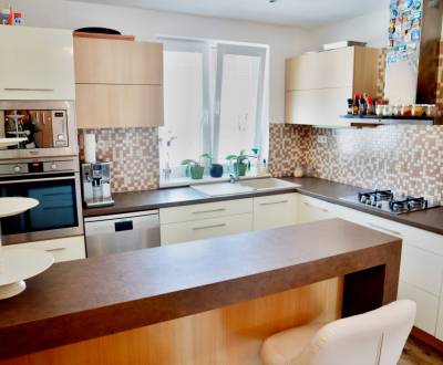 Kiadó 5 vagy több szobás, 5 vagy több szobás, Komenského, Prešov, Szlo