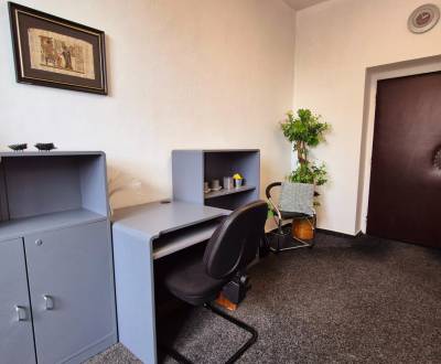 Kiadó Irodahelység, Irodahelység, Chrapčiakova, Spišská Nová Ves, Szlo