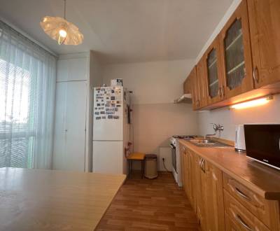 3 szobás lakás, Vinohradská, eladó, Hlohovec, Szlovákia