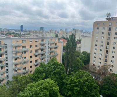 Eladó 3 szobás lakás, 3 szobás lakás, Smikova, Bratislava - Nové Mesto