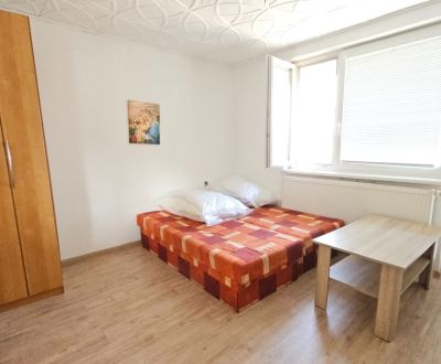 Kiadó Családi ház, Családi ház, Rozmarínová, Nitra, Szlovákia