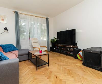 Kiadó 3 szobás lakás, 3 szobás lakás, Na Hrebienku, Bratislava - Staré