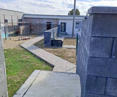 Eladó 4 szobás lakás, 4 szobás lakás, Obchodná, Trebišov, Szlovákia