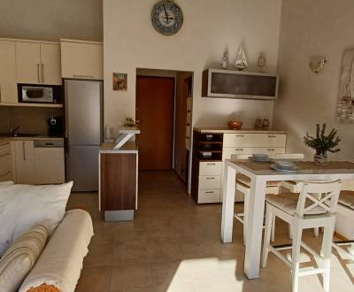 Eladó 3 szobás lakás, 3 szobás lakás, Rogoznica, Horvátország