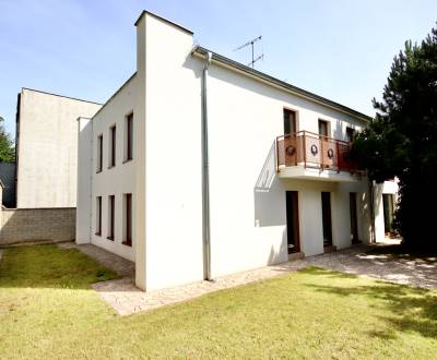 Eladó Villa, Villa, Kútiky, Bratislava - Karlova Ves, Szlovákia