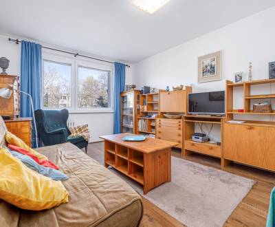 Predaj 1 izbového bytu v tichom prostredí v Dúbravke- Znížená cena!
