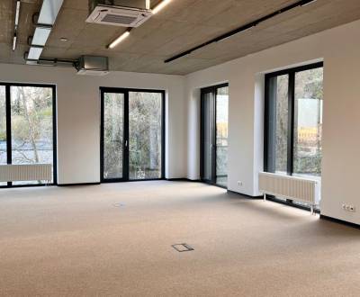 Prenájom moderných kancelárií s terasou pri Račianskej ul. 221 m2