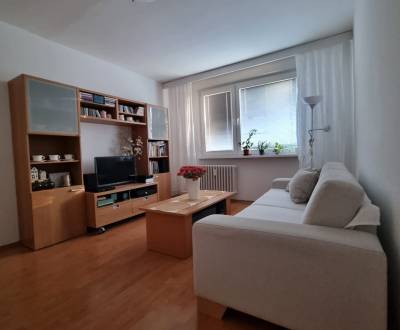 Eladó 2 szobás lakás, 2 szobás lakás, Mamateyova, Bratislava - Petržal