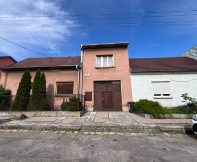 Eladó Családi ház, Családi ház, Bratislava - Rača, Szlovákia