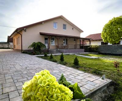 Eladó Családi ház, Családi ház, Trebišov, Szlovákia