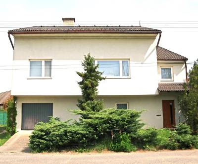 Eladó Családi ház, Családi ház, Cintorínska, Senica, Szlovákia