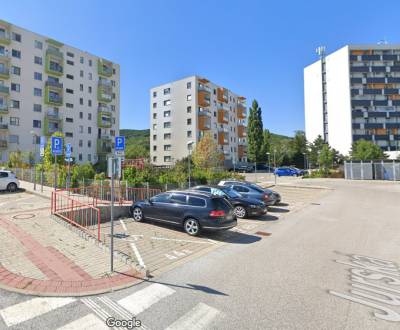 Albérletbe 3 szobás lakás, 3 szobás lakás, Jurská, Bratislava - Nové M