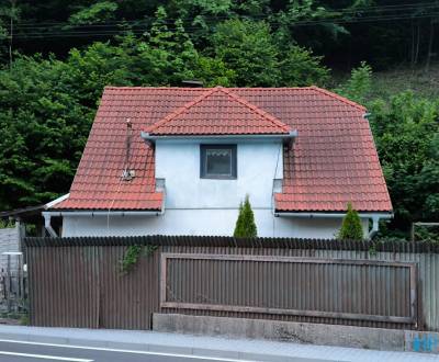 Eladó Családi ház, Családi ház, Nový svet, Banská Bystrica, Szlovákia