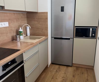 Kiadó 2 szobás lakás, 2 szobás lakás, Banská Bystrica, Szlovákia