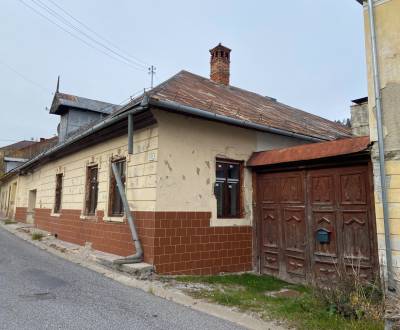 ELADÓ CSÖKKENTETT ÁR Családi ház, nyaraló Smolník, Szlovákia