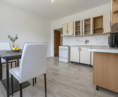 Kiadó 1 szobás lakás, 1 szobás lakás, Nové Zámky, Szlovákia