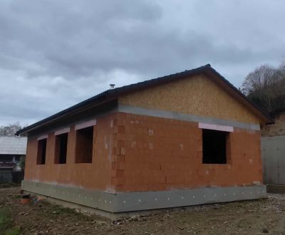 Eladó Családi ház, Családi ház, Čadca, Szlovákia