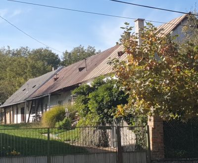 Eladó régi parasztház 2+1 szoba+telek. Balatontól 65 km-re, Csetény