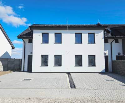 Eladó Családi ház, Családi ház, Repíková, Dunajská Streda, Szlovákia