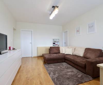 Eladó 3 szobás lakás, 3 szobás lakás, J. Murgaša, Michalovce, Szlováki