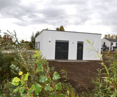 Eladó Családi ház, Családi ház, Kolibríková, Senec, Szlovákia