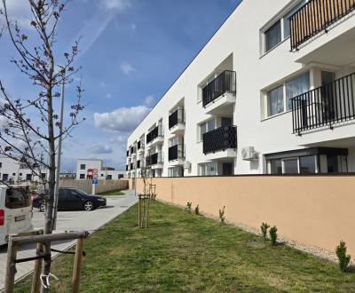 Kiadó 2 szobás lakás, 2 szobás lakás, Agátová, Senec, Szlovákia