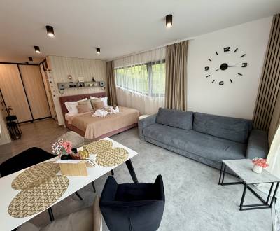 Modern berendezett apartman terasszal Hrabovo szívében