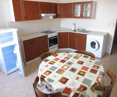 Kiadó 1 szobás lakás, 1 szobás lakás, Nové Zámky, Szlovákia