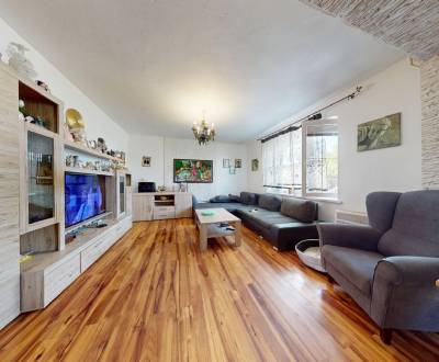 Eladó Családi ház, Családi ház, Bahenská, Senica, Szlovákia