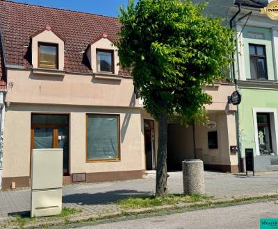 Eladó Épület, Épület, Trnava, Szlovákia