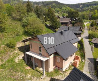 Eladó Családi ház, Családi ház, Považská Bystrica, Szlovákia