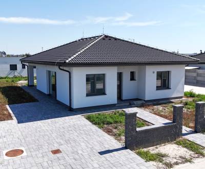 Eladó Családi ház, Családi ház, Jarná, Dunajská Streda, Szlovákia