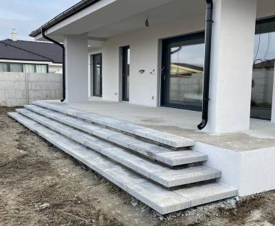 Építési lehetőség Családi ház,”TOKIÓ” Szlovákia