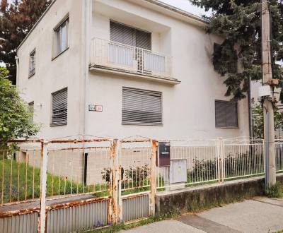 Eladó Családi ház, Családi ház, Robotnícka, Piešťany, Szlovákia