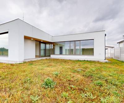 KOSTOLIŠTE - Jóváhagyott új épület STANDARD szerint alumínium ablakokk