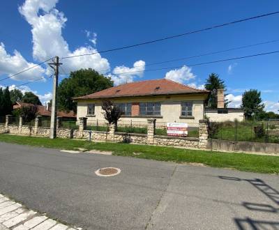 ELADÓ Épület Gönc, Magyarország