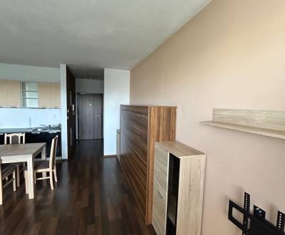 Eladó 1 szobás lakás, 1 szobás lakás, Cementárenská, Malacky, Szlováki